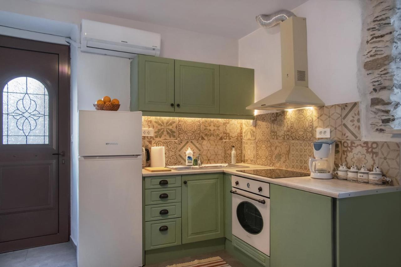 Feneri 3 -Cozy Rustic Apt 20' From Elafonisi Beach Perivolia  Екстер'єр фото